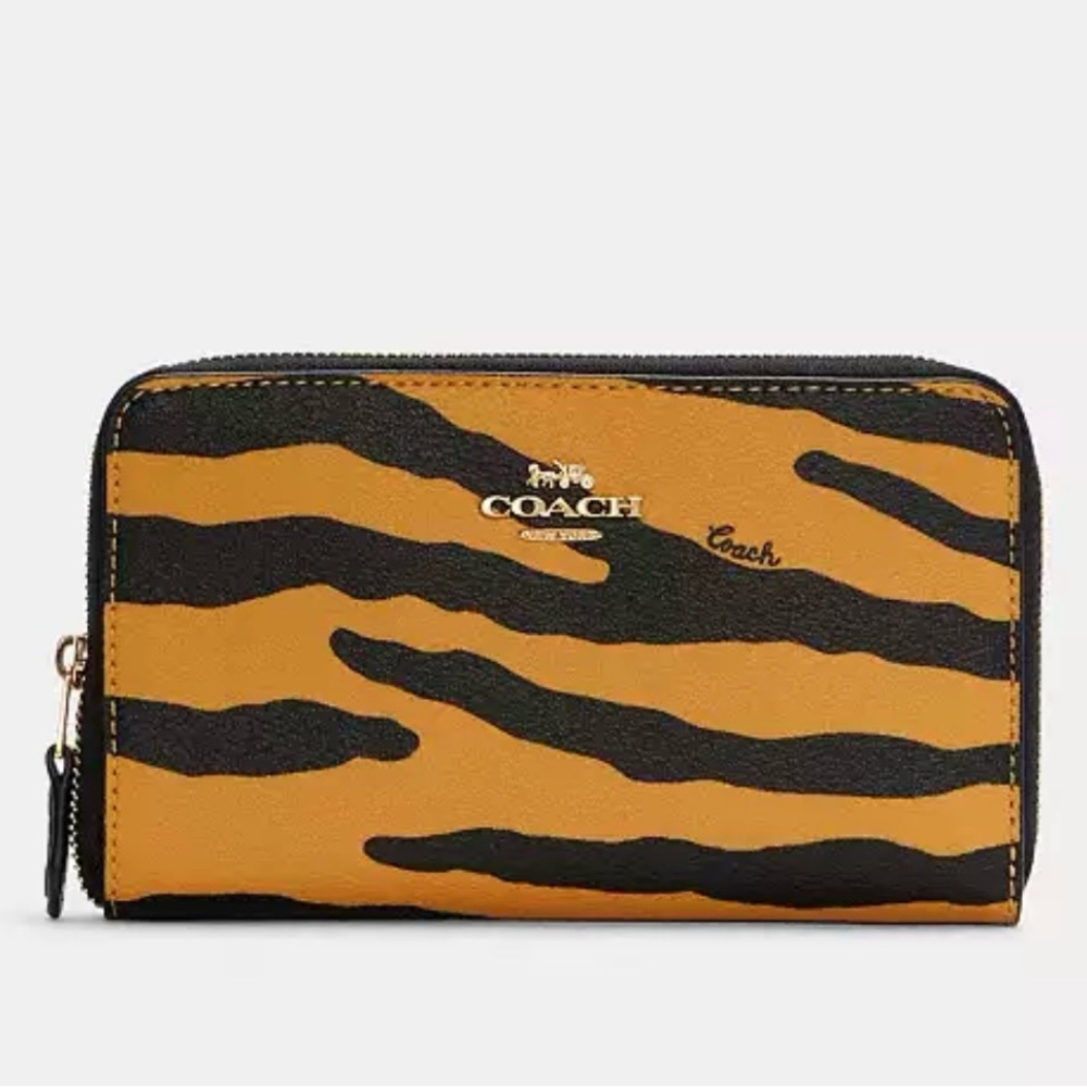 COACH - Medium ID Zip Wallet (Year of the Tiger)